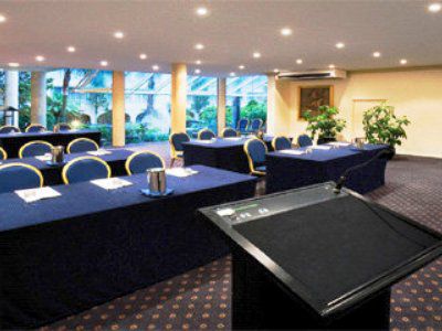 Stamford Grand North Ryde Hotel 4*